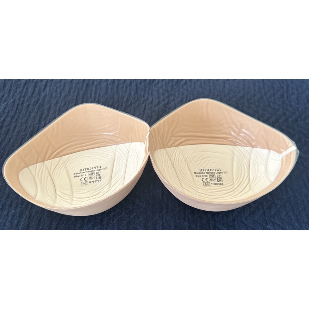 Amoena Size 9/10 Set of 2 Balance Natura Light VD 221 Silicon Breast Shapers